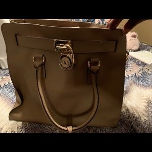 Michael kors purse